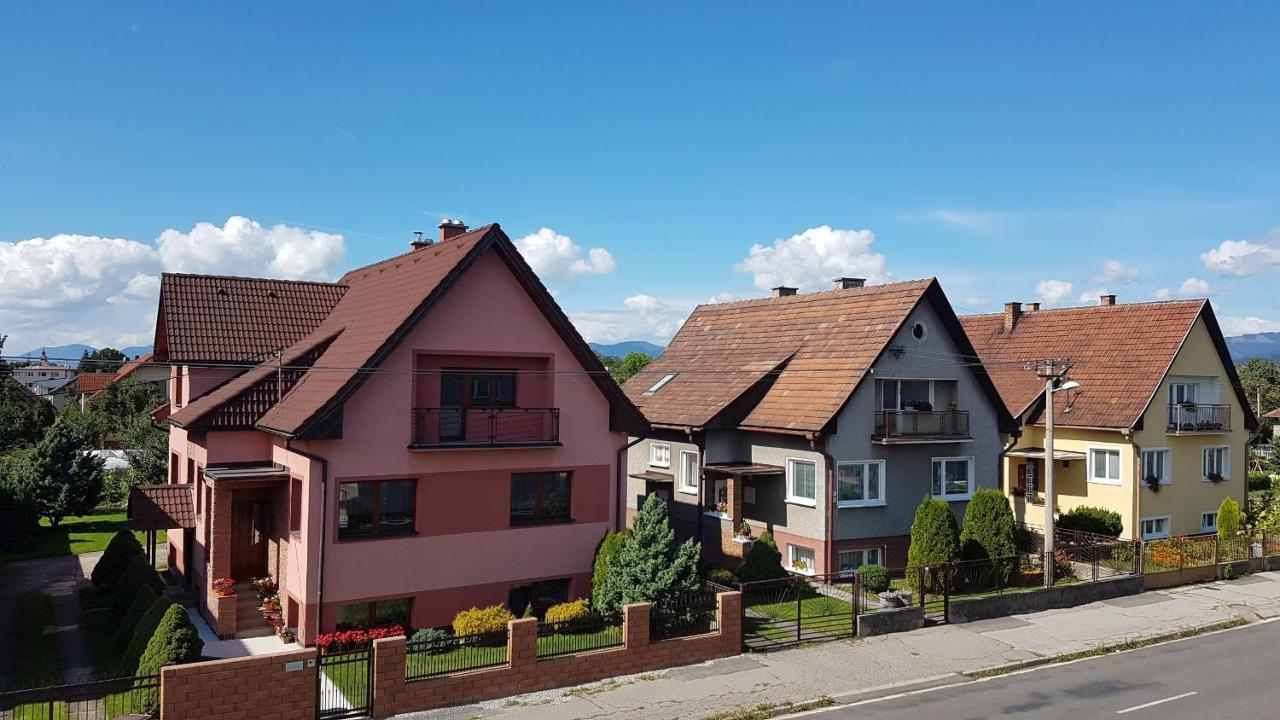 Apartments Iris Liptovský Mikuláš Eksteriør bilde